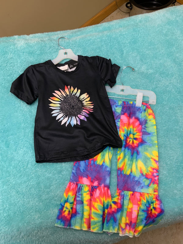 Tie Dye Sunflower Outfit