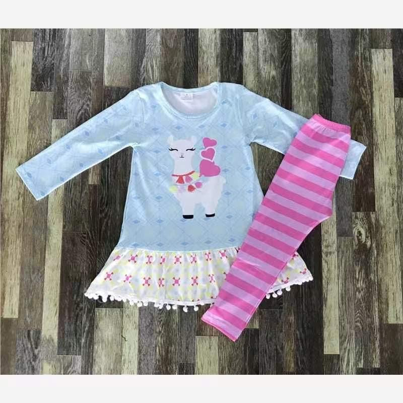 Llama with Hearts Outfit