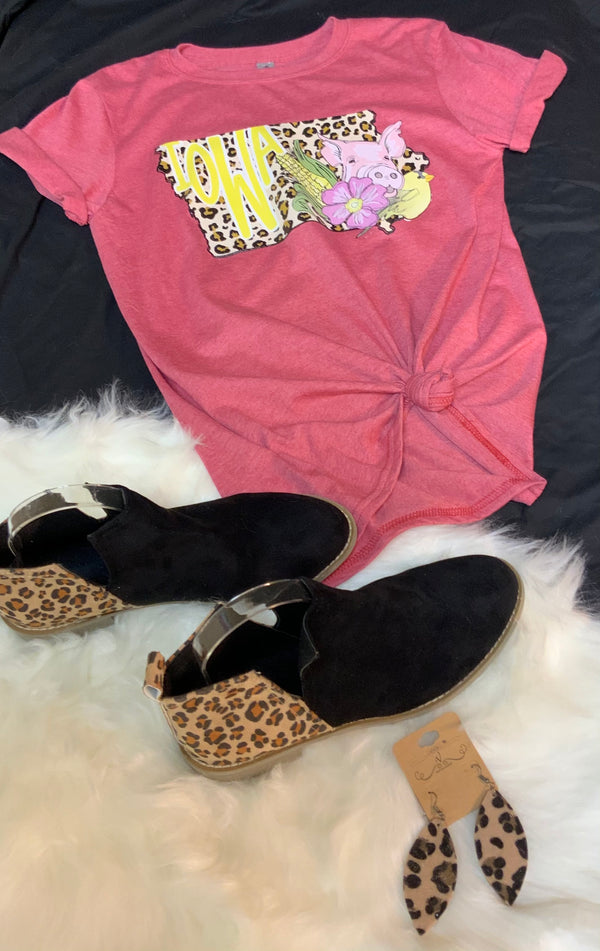 Pink “Iowa” shirt with cheetah