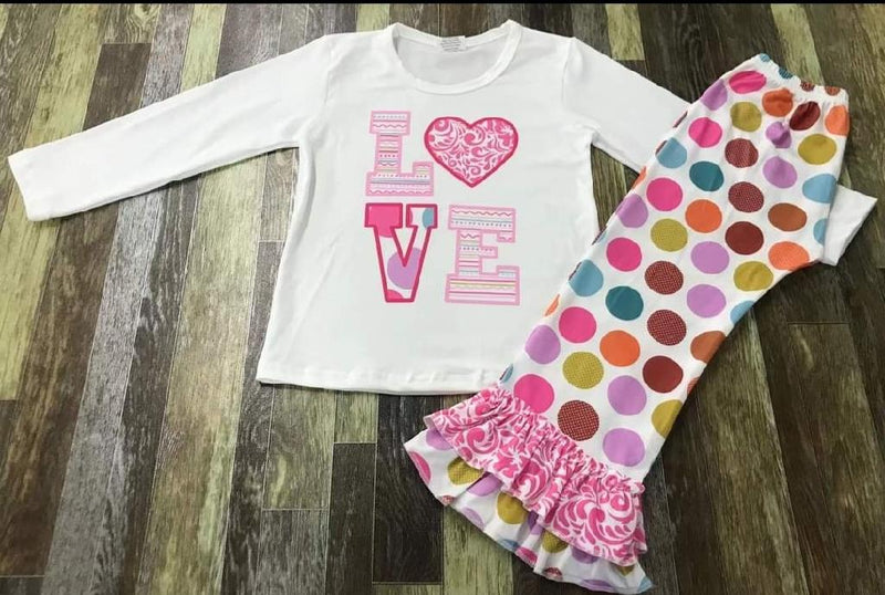 “Love” polka dot outfit